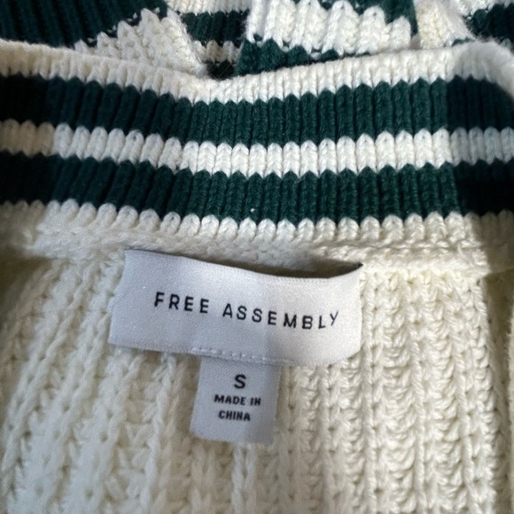 Varsity Sweater, Free Assembly, Women’s Size Small - Picture 4 of 4